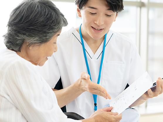 薬のせいかもと感じたら相談を