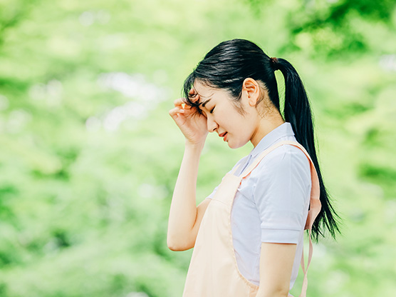 介護で苦労する女性